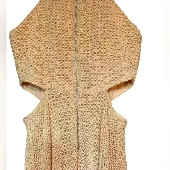 Club Monaco Textured Side Cut Outs Dress Size 4 - Picture 6 of 16